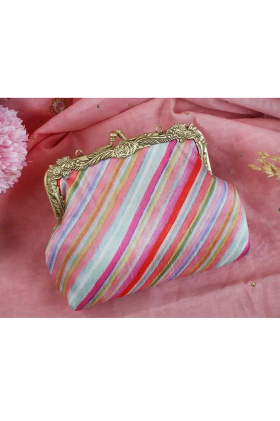 Multicolour Tirchi Lakeer Striped Clutch