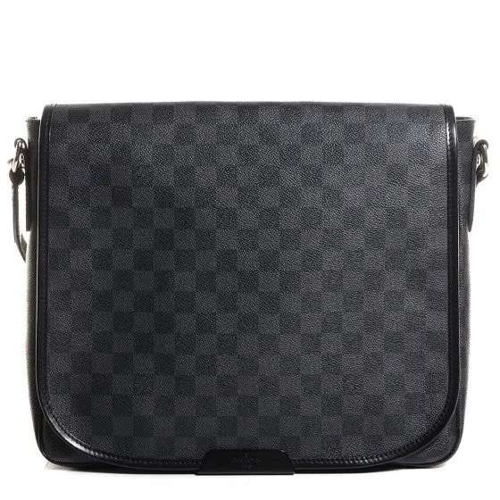 Trendy Inspired Louis Vuitton Damier Graphite Daniel Mm Bag