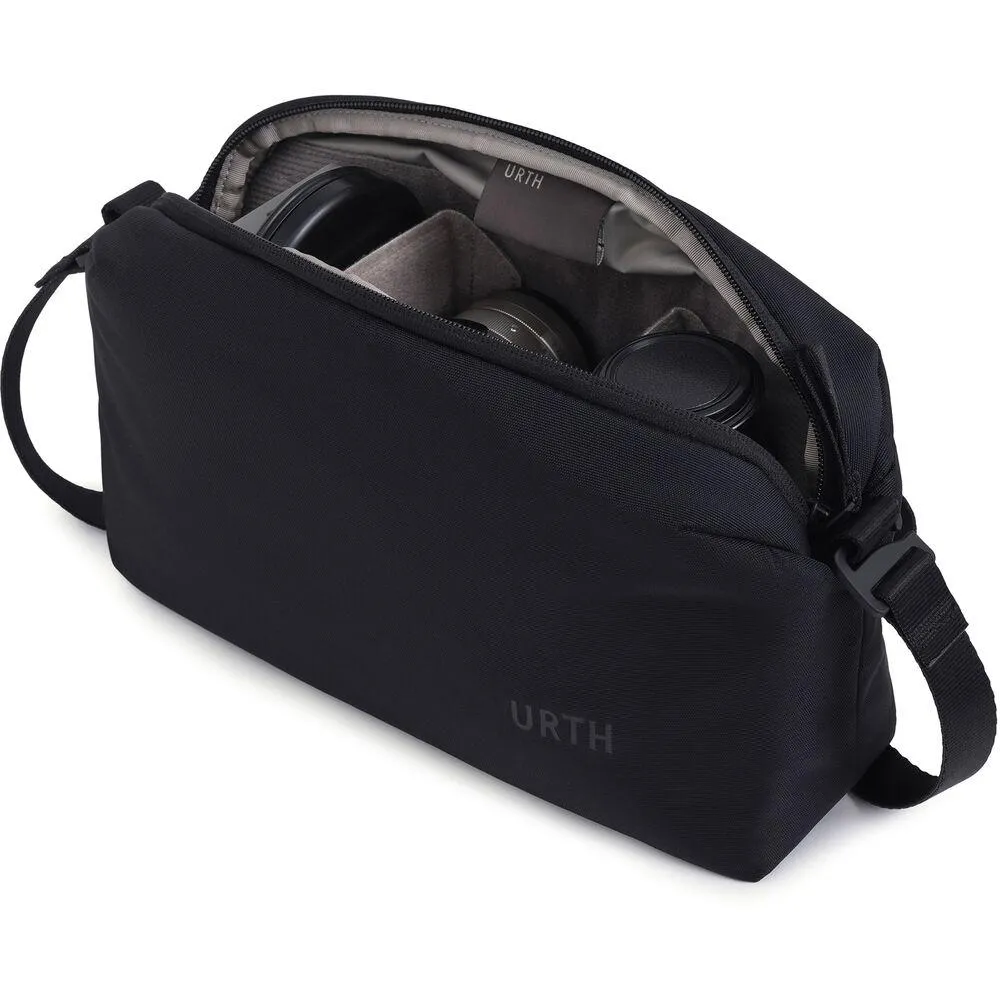 Urth Dolomite Crossbody Camera Sling — Weatherproof   Recycled (Black)